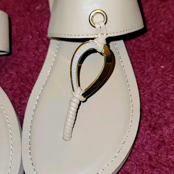 ALDO Sandals - Picture 3 of 4